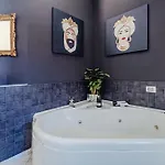 Huge With Stunnig Pool * بارتينيكو